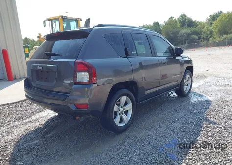 2016 Jeep Compass Latitude из США, поврежденный, VIN 1C4NJDEB6GD692384